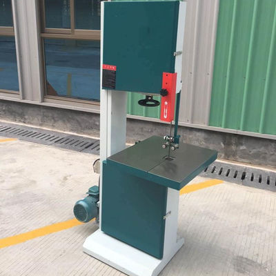 qualité  Adjustable VERTICAL angle woodworking band sawing machine for furniture industry usine